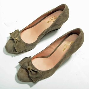 Kate Spade gray suede slip on wedge shoes sz 8M